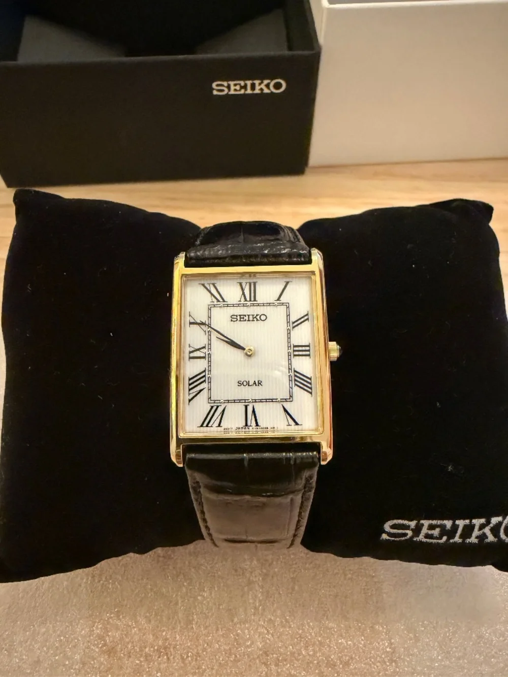 SEIKO Solar watch Roman Dial Gold 28mm